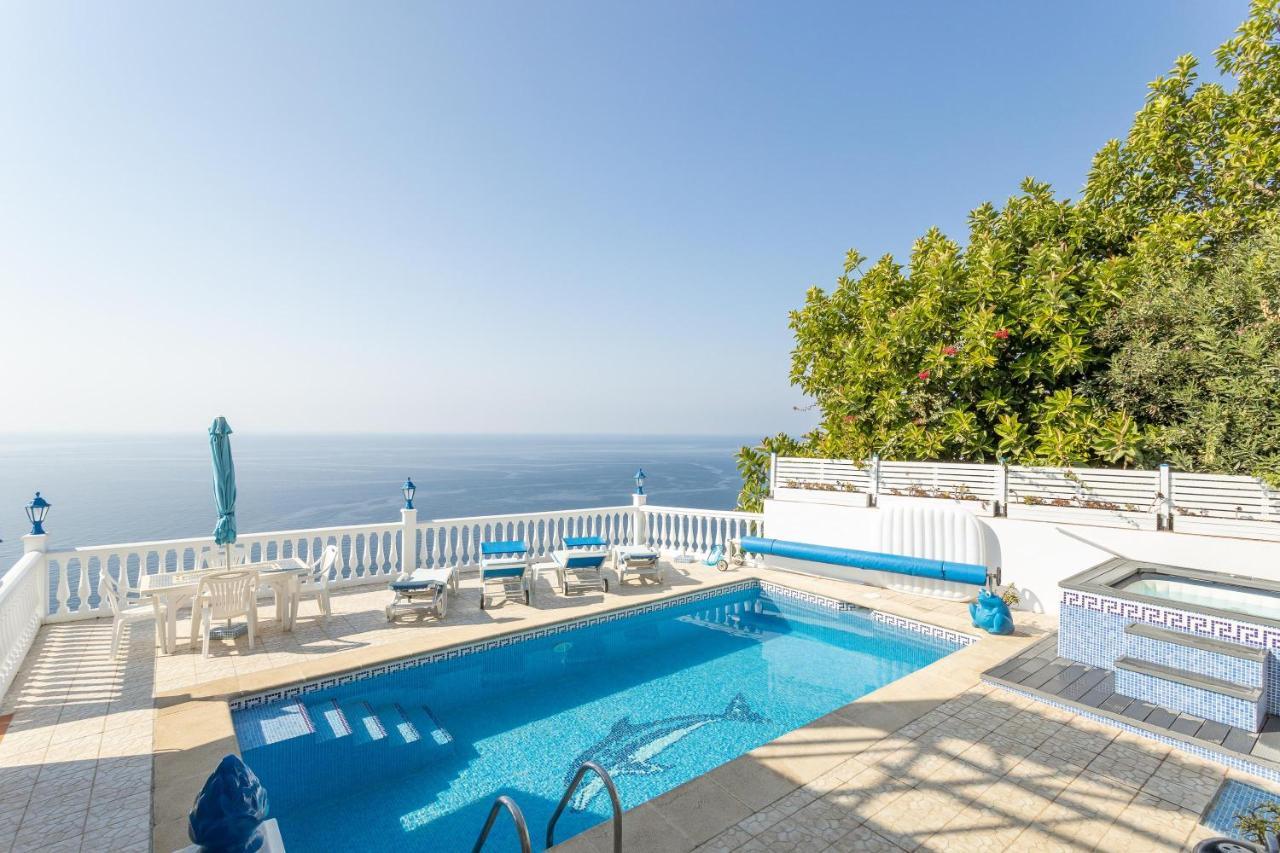 Villa Buganvilla En Salobreña Εξωτερικό φωτογραφία