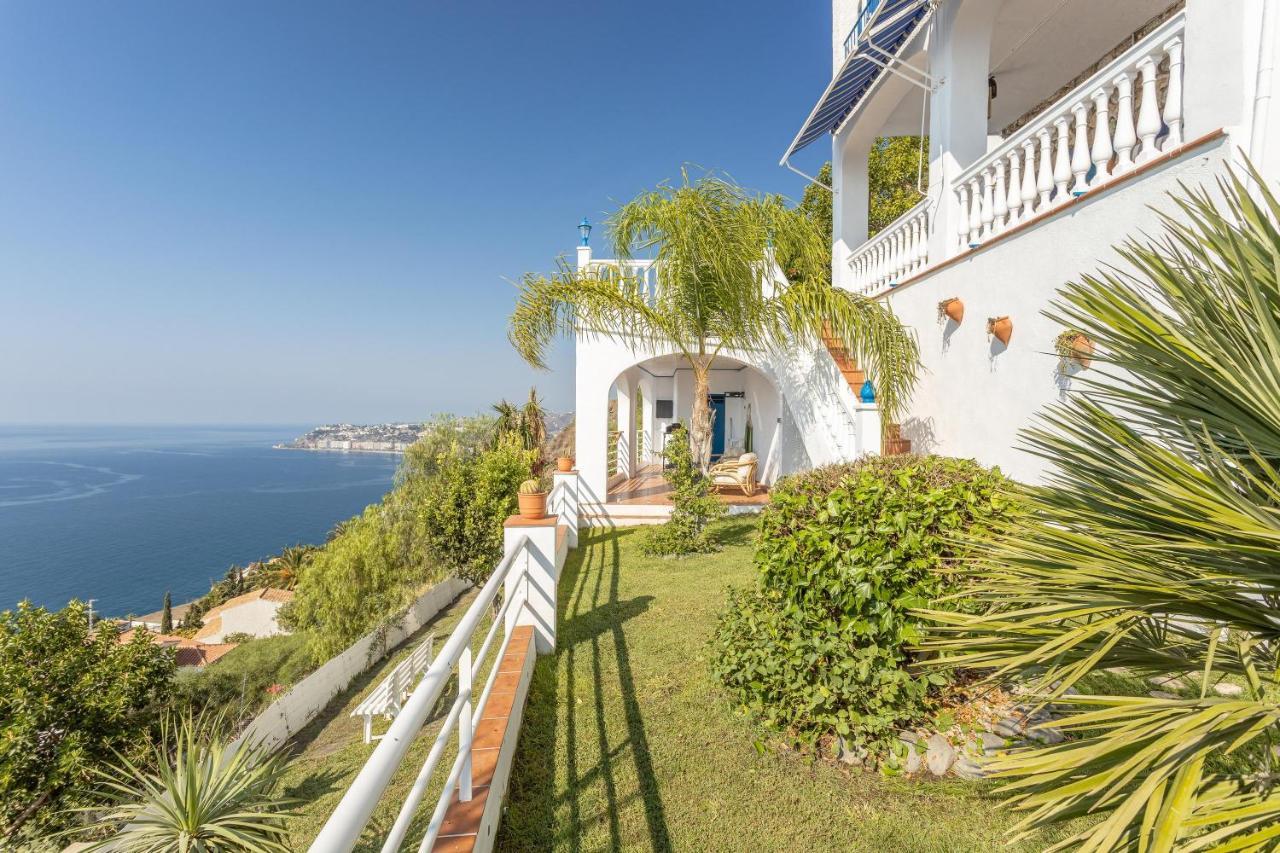 Villa Buganvilla En Salobreña Εξωτερικό φωτογραφία