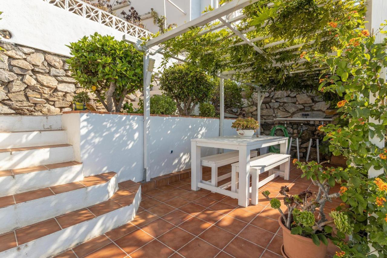 Villa Buganvilla En Salobreña Εξωτερικό φωτογραφία