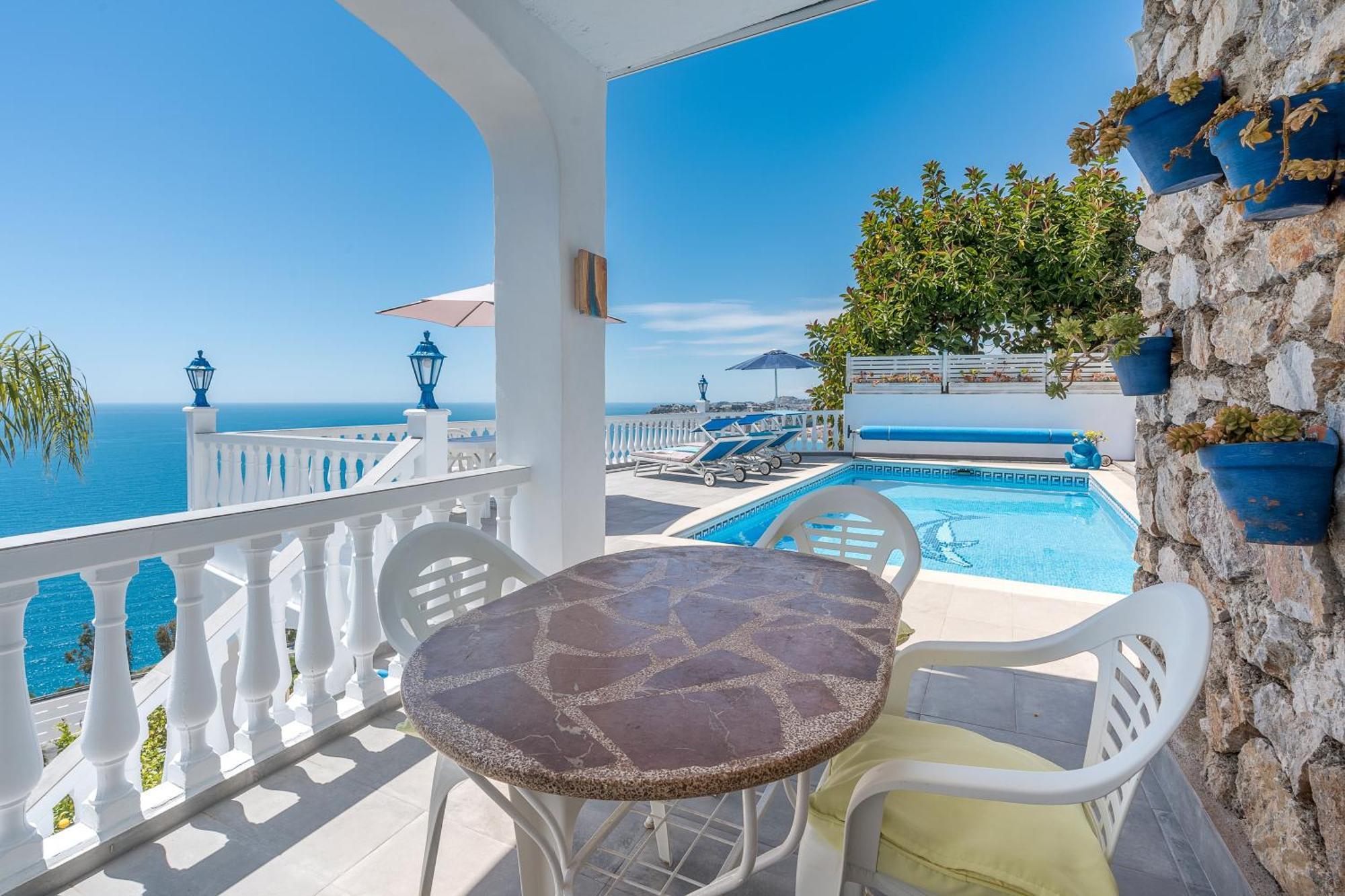 Villa Buganvilla En Salobreña Εξωτερικό φωτογραφία