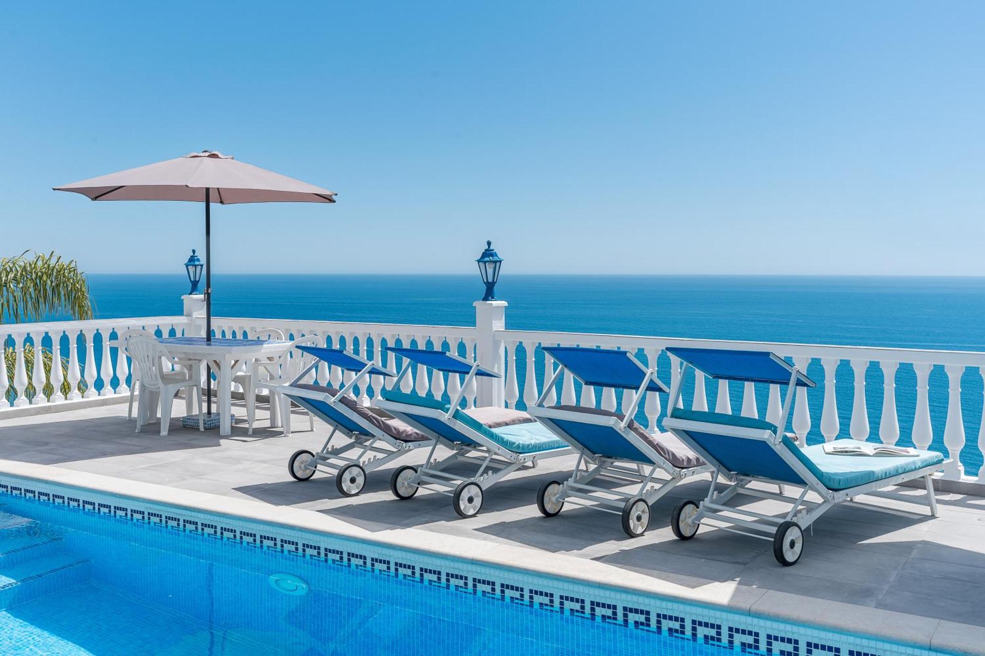 Villa Buganvilla En Salobreña Εξωτερικό φωτογραφία